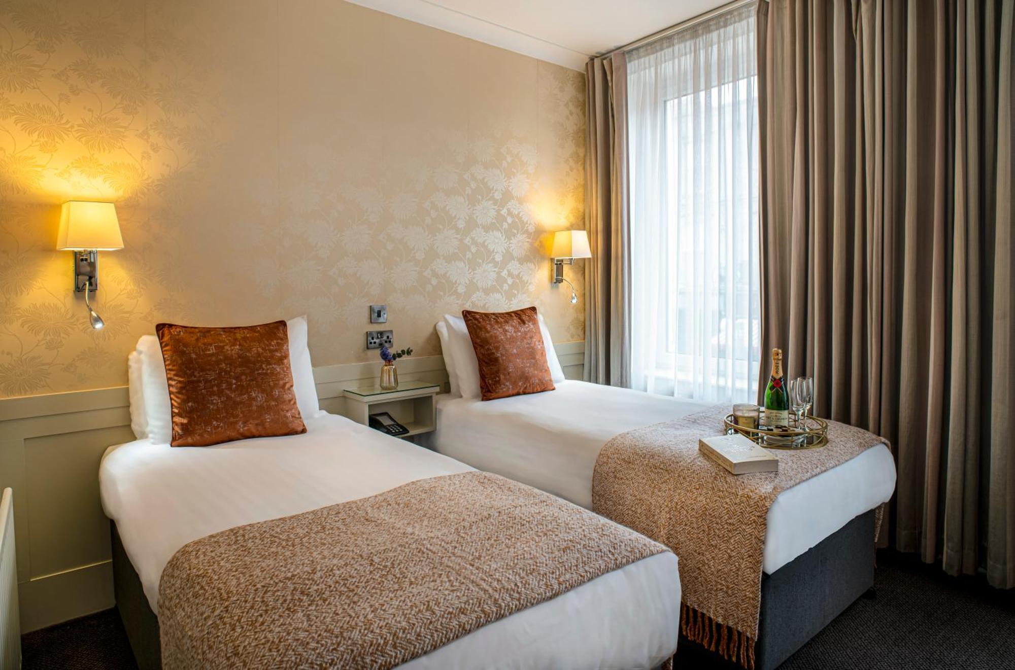 The Marcy Hotel Drogheda Exterior photo
